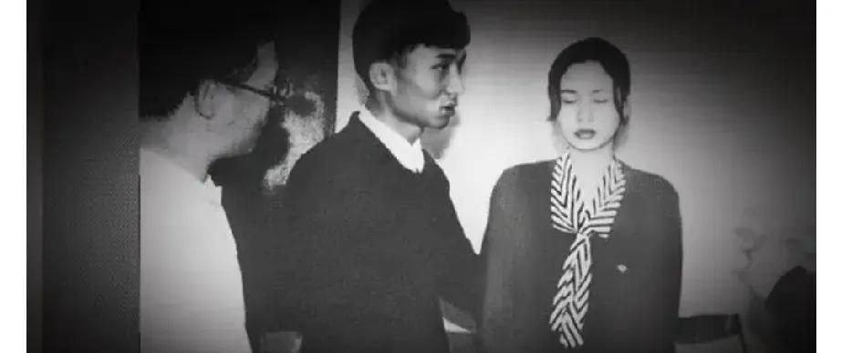 1993年，青岛的一个公交车乘务员，辞去了工作下海经商，赔了个底朝天。走投无路之