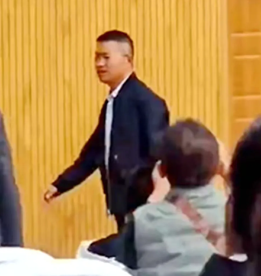 王杰，昆明臭猪肉学校，幕后老板，云南省山东商会会长，才45岁，实控26家公司，注
