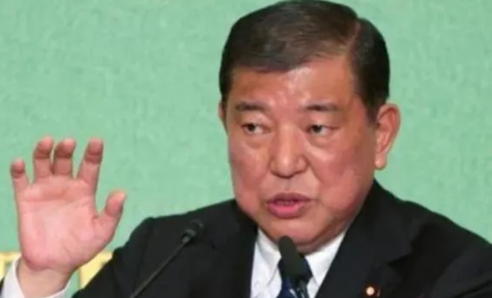 一朝天子，一朝臣。
日本新首相石破茂：愿与中方共同打造，“建设性的，稳定的中日关