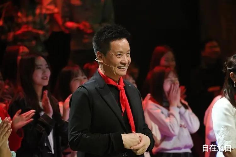 事实证明，再多的名和利也救不了“唱了一辈子军歌”的阎维文！（事实多次证明）-第7张图片-九妖电影