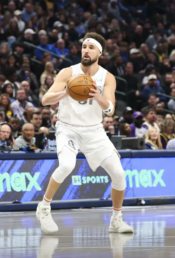 汤普森成为东契奇交易的打脸者！

东契奇被交易这件事在NBA引发激烈讨论，没有人