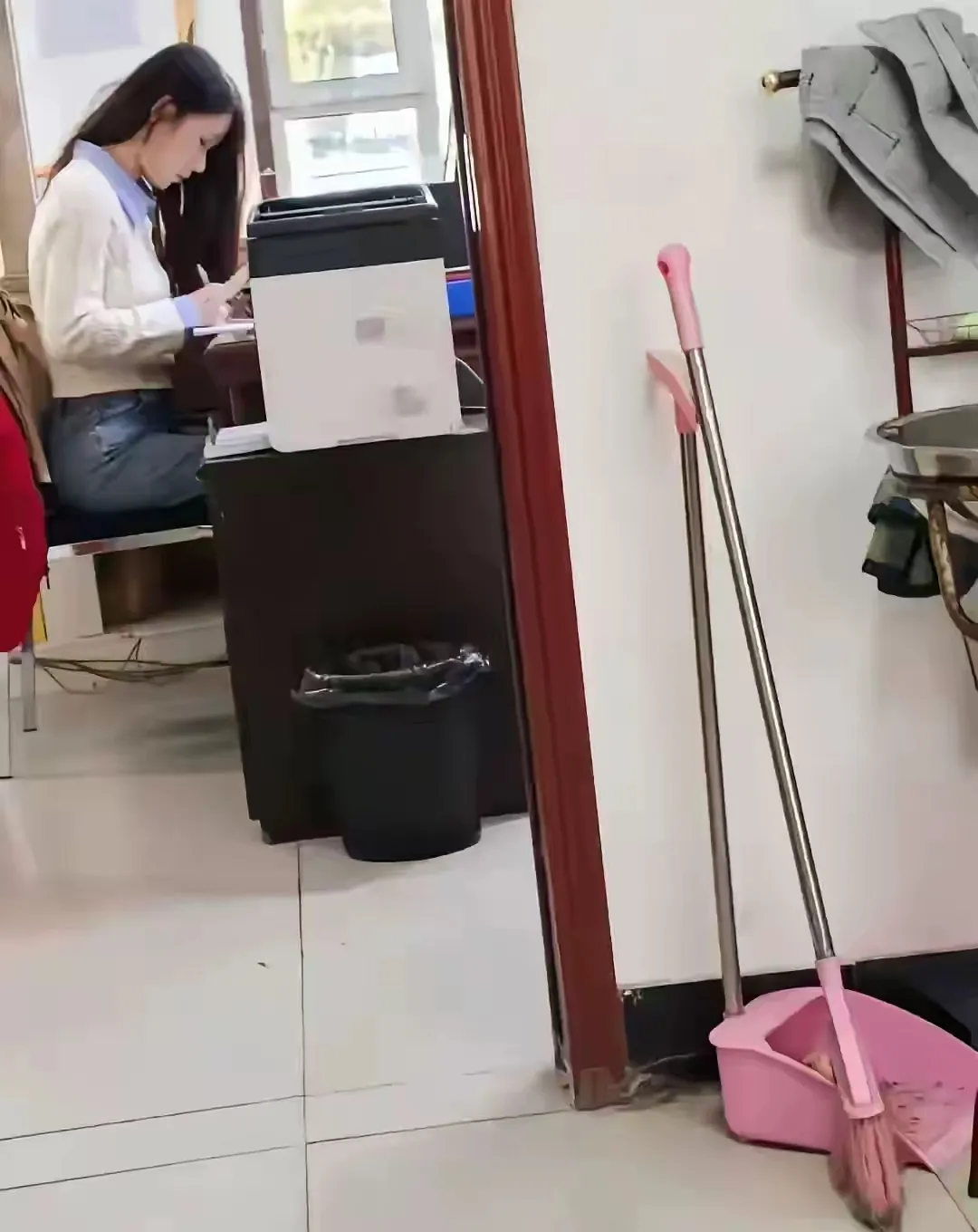 终于看到了，一句话，证明你在体制内