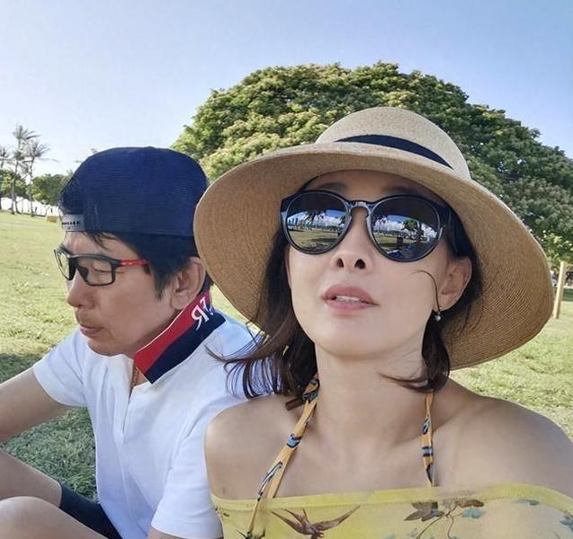 【独家观点】牛莉离婚传闻震惊娱乐圈，我却看到了女性的曙光！这位曾经的射击、春晚常