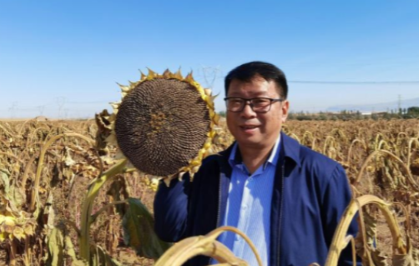 2009年，我国工程领域发生了一起令人瞩目的意外事件！在探究物质力学的过程中，重