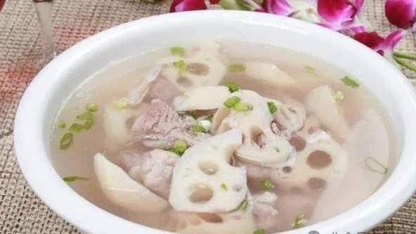 排骨汤怎么炖最好喝，十五种排骨炖汤的最佳搭配食材