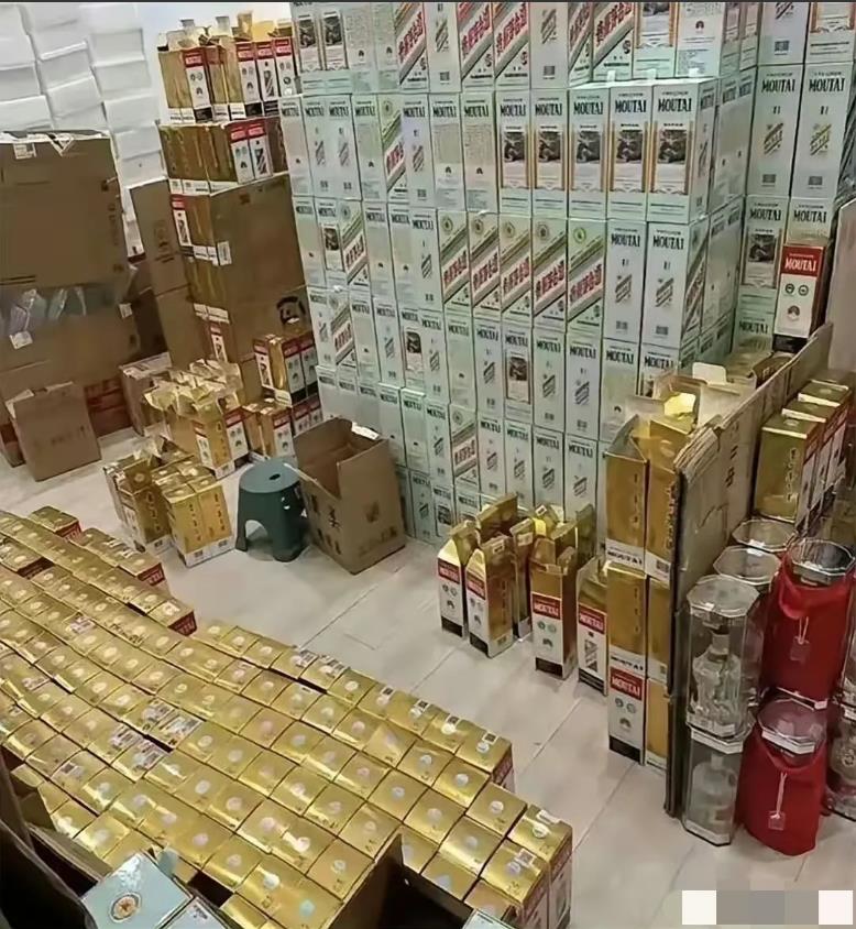 我的岳父说他要给我看他的收藏！