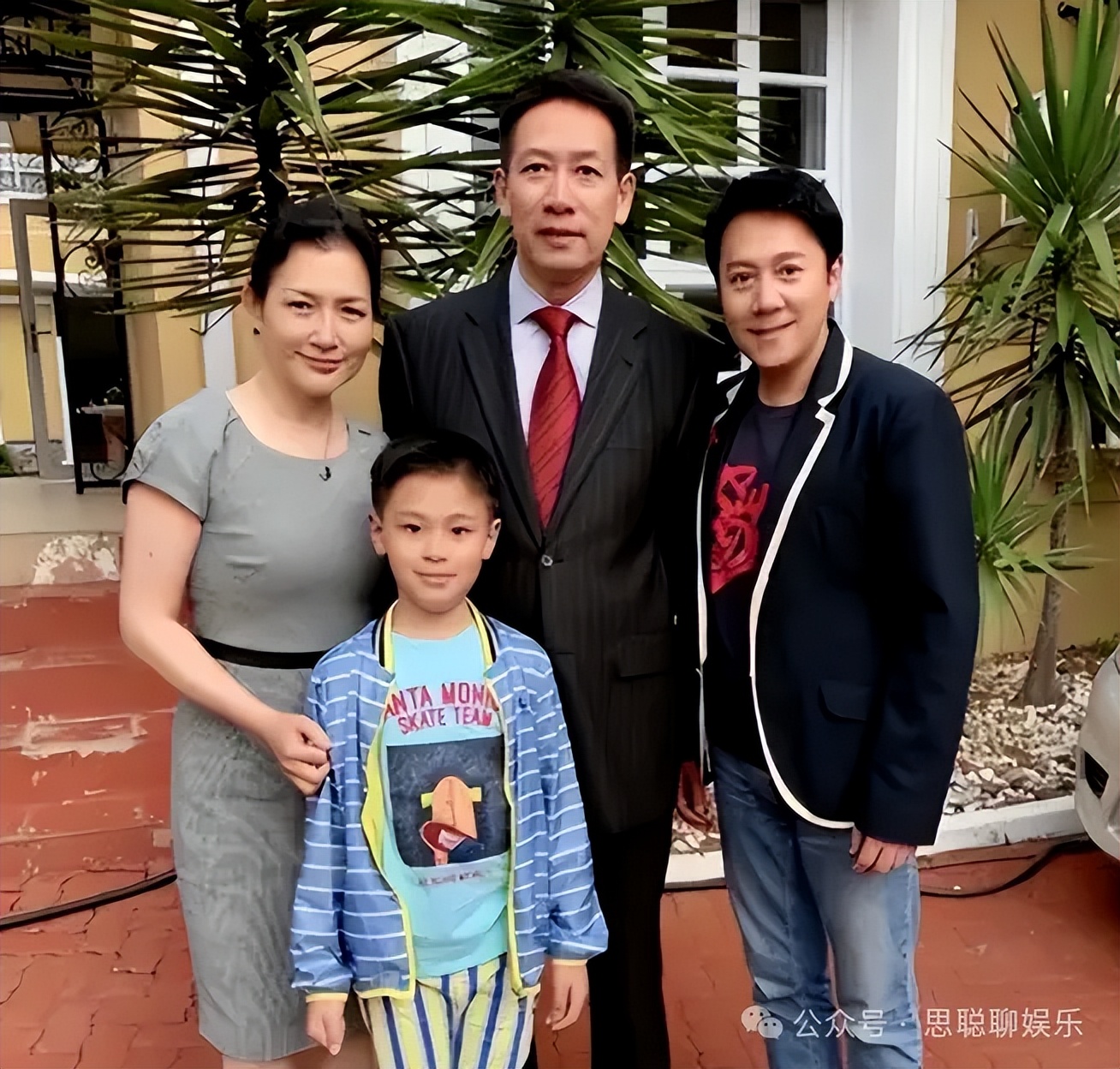 蔡国庆的富婆妻子太显老
