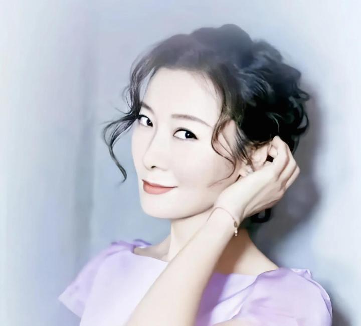 柯蓝，丁克生活成就非凡人生