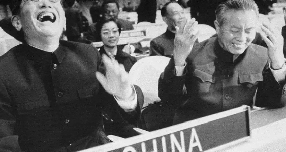 国家以及加拿大都投了赞成票？
 
这么说吧，当时的中国就像是一位被邀请参加宴会的