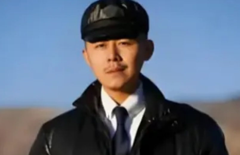 大冰现在这么火，为什么不用现在的流量带货呢？
没别的理由，就因为他不缺钱，作家收