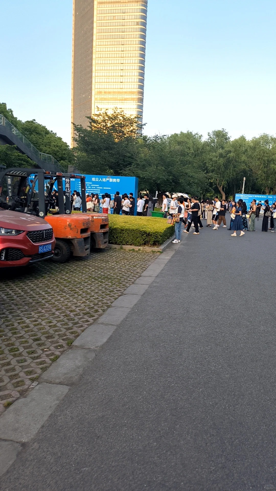 吐槽无锡陶喆演唱会
抢了陶喆的无锡演唱会门票，满心欢喜的来看，陶喆唱的很好，但是