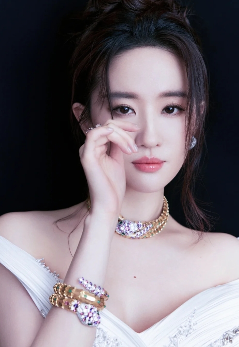 刘亦菲简直太美了