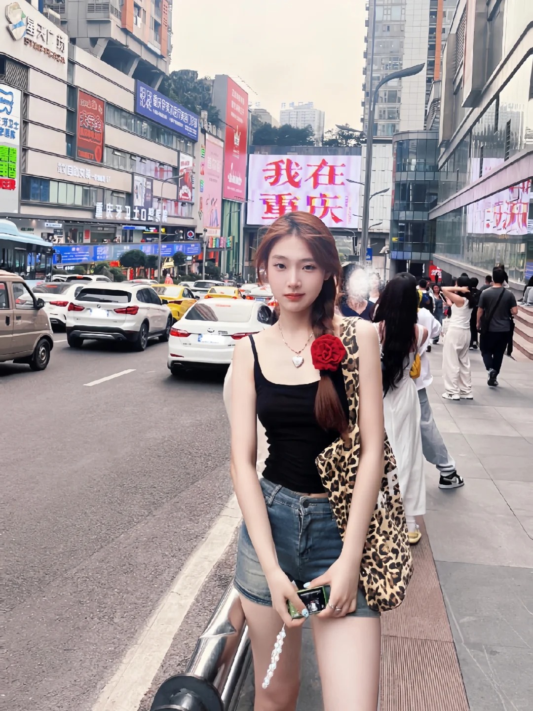 等广告牌不如自己p上去