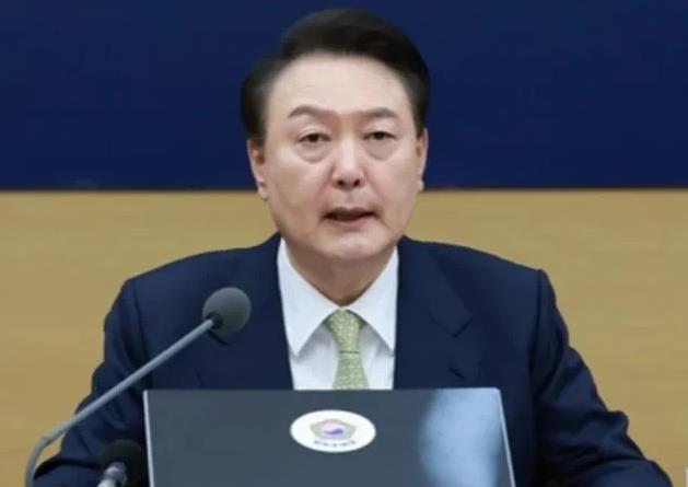 突发！
韩国总统尹锡悦否决两大法案！

据报道8月16日，韩国政坛迎来重大新闻：