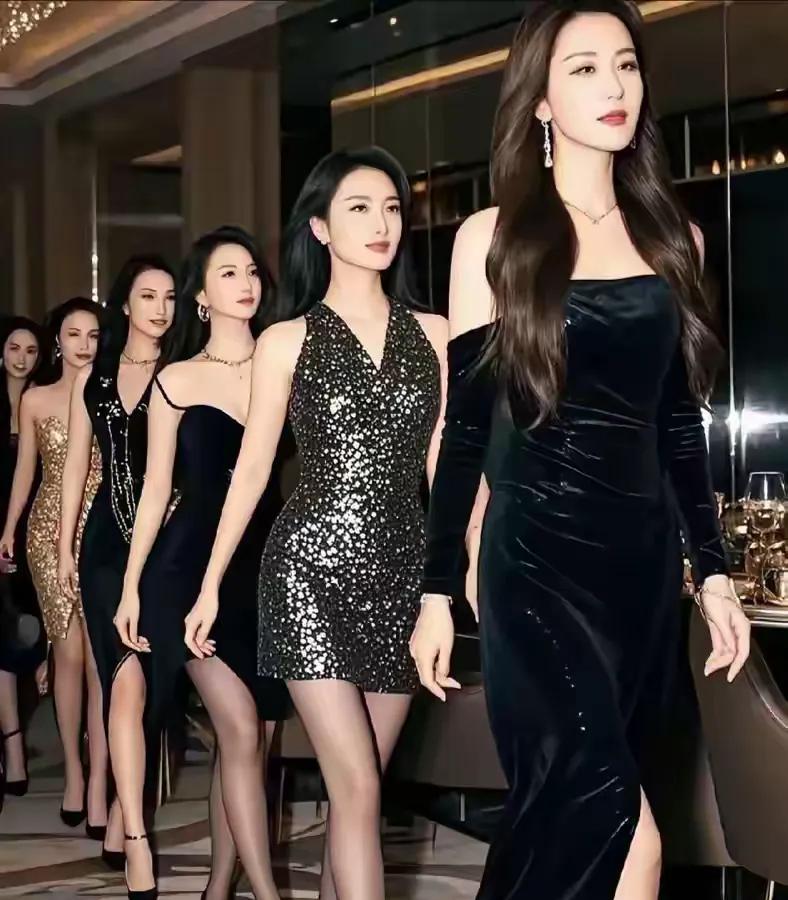二十年前，娱乐场所里大多是20岁以下的年轻漂亮姑娘 。如今，场内普遍是30 - 