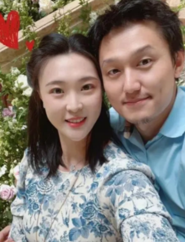 2018年，“排球女神”惠若琪嫁给了“北大才子”杨臻博。可是结婚后几年的时间，却