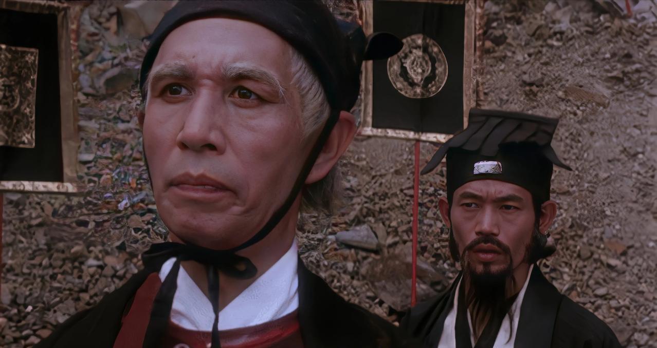 刘瑾的3个冷知识
1、刘瑾的贵人居然是一心要他命的内阁首辅刘健。朱厚照曾经想把刘