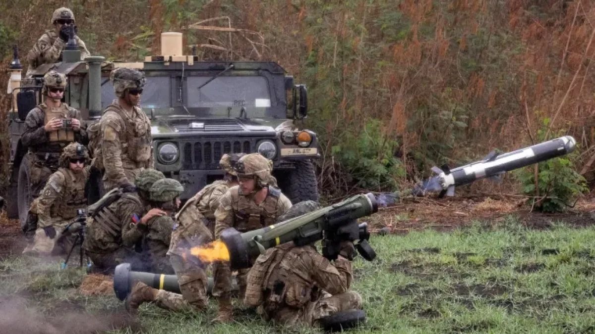 小马科斯猛踩刹车，改善与华关系，美国早已将非菲后路切断。数月以来，南海局势都在不