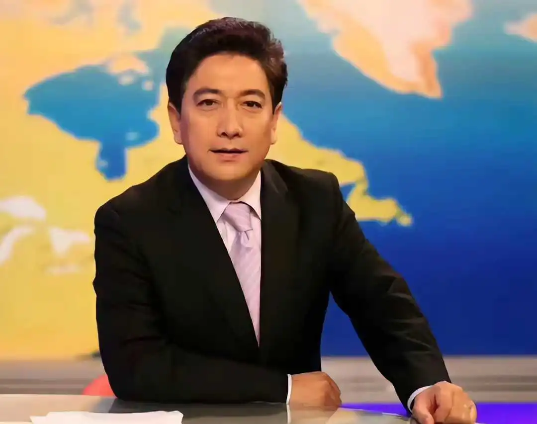 水均益去了加拿大，董卿到美国生了儿子，姚明去美国生了女儿，你猜白岩松退休会留在中