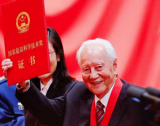“因为我在，没有势力敢对中国动武！”一位“失踪”了30年的男子这样说道，而他之所