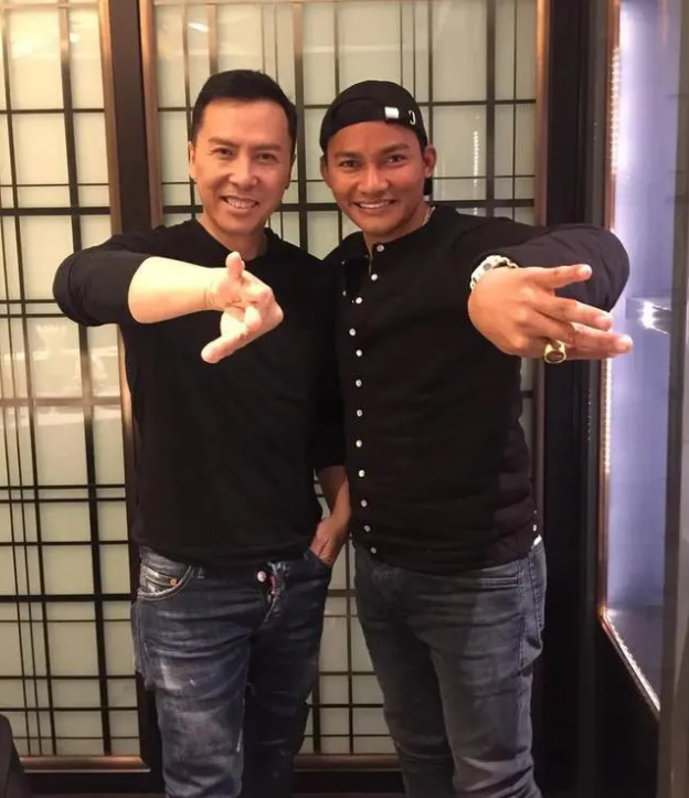 甄子丹和托尼贾同框，大家觉得谁更厉害一点？