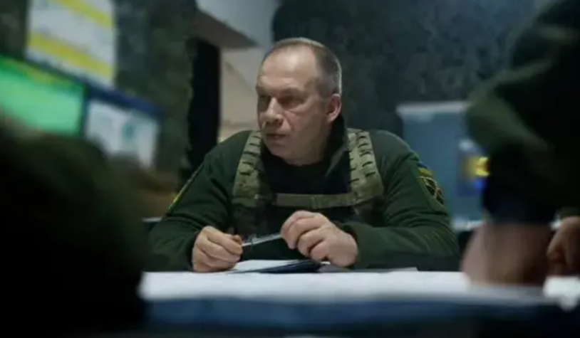 突发情况！
乌克兰战场传出新消息！
乌克兰武装部队司令屠夫·西尔斯基宣布发动新的