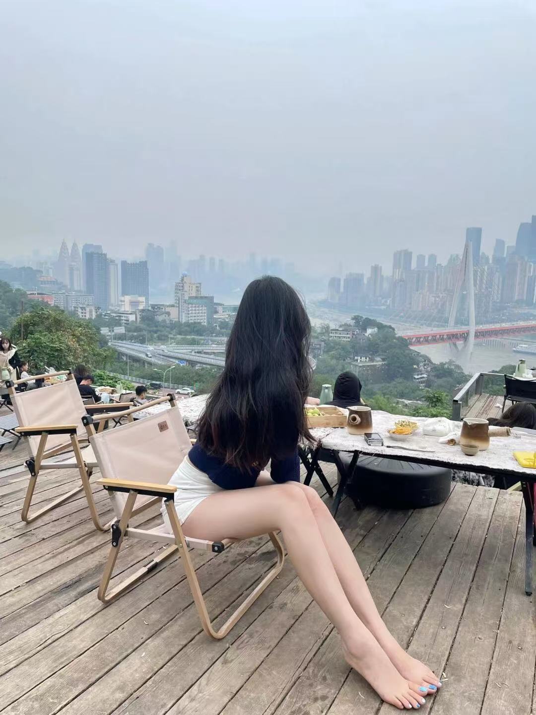 大哥不在家只能不陪着嫂子了哈哈哈