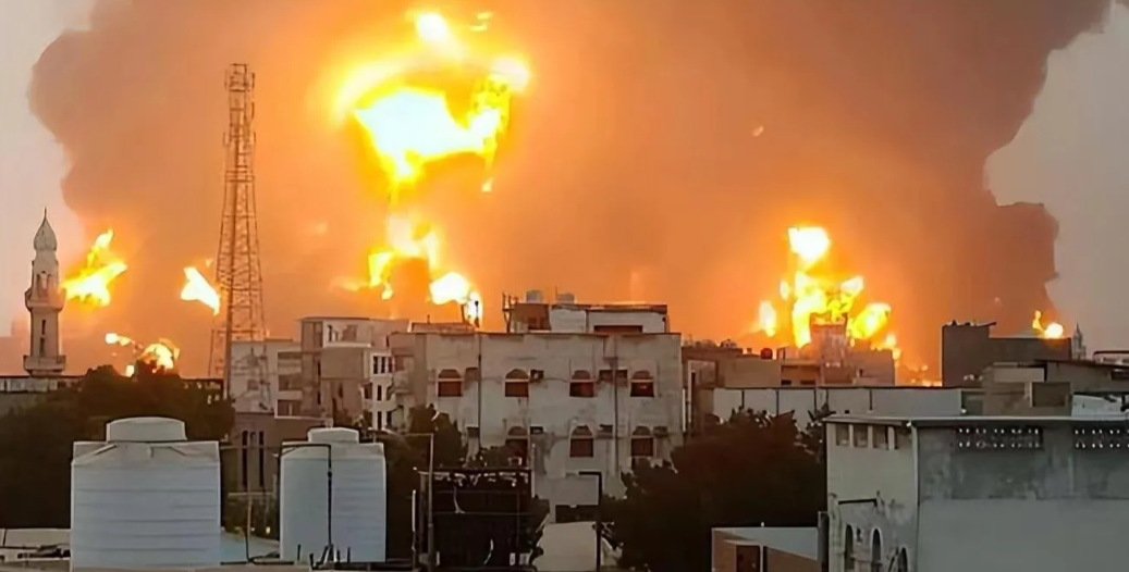 内塔尼亚胡被炸死……

网传，内塔尼亚胡在漂亮国发言完后，坐专机飞回以色列，本古