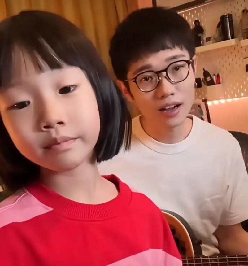 我滴妈真的可怜，终于理解李行亮为什么爆哭、不想离婚了。

1. 李行亮爆哭时说出