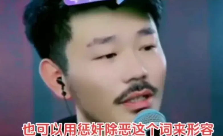 大欢终于忍不住，借当前时机澄清事实，也为自己出了一口恶气。他指出，《化风行万里》