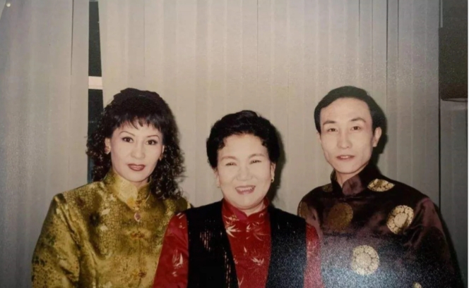 赵丽蓉的一生