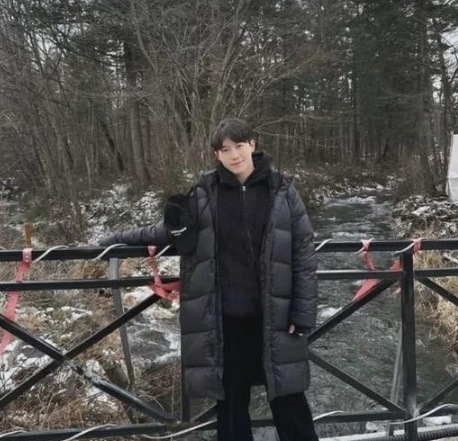 男演员朴敏宰在中国旅行期间突发心脏骤停，不幸去世，享年32岁。

事情发生在11