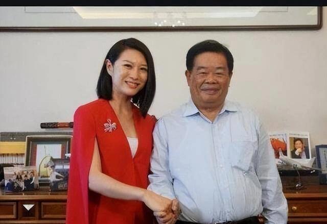 曹德旺的早年经历