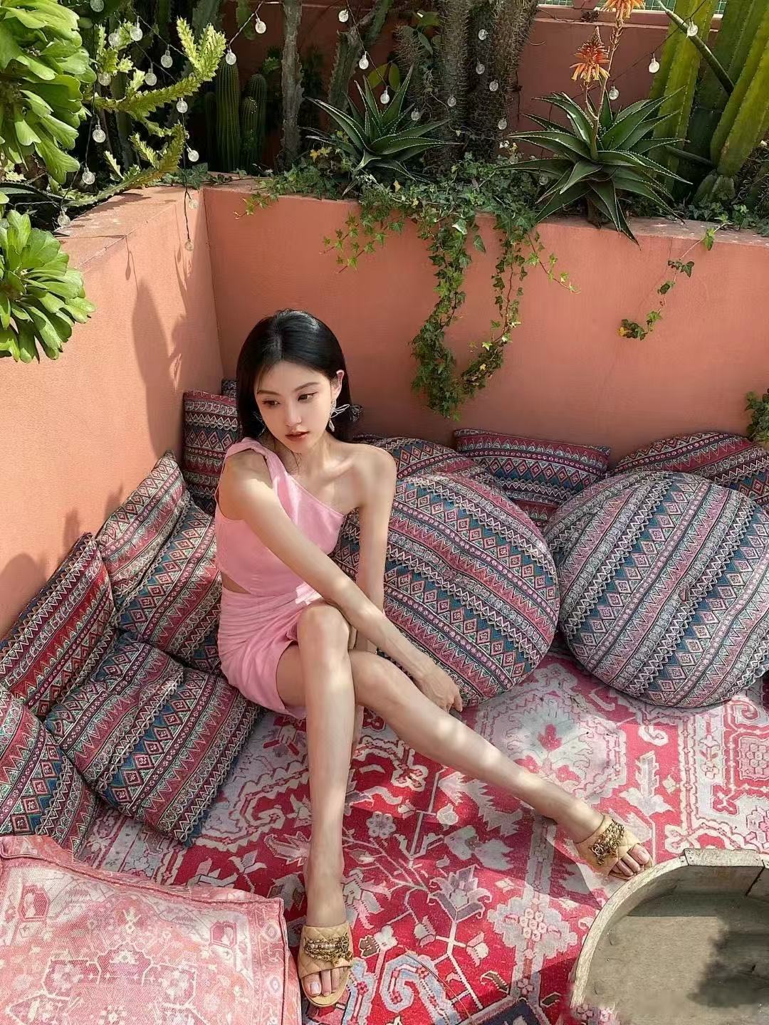 假如我借给你一天你会对我做什么哈哈哈