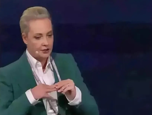 “我们对普京的看法是错误的”：俄罗斯自由主义者在跳跃中换鞋。

一直在诋毁俄罗斯
