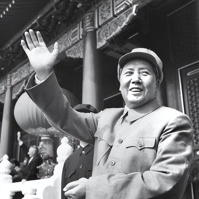 抗美援朝口号背后，毛主席智慧显真章，聂荣臻赞叹不已