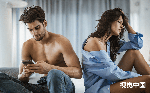 我被绑架当天，女友在玩男模，后来她哭着求我不要离开她