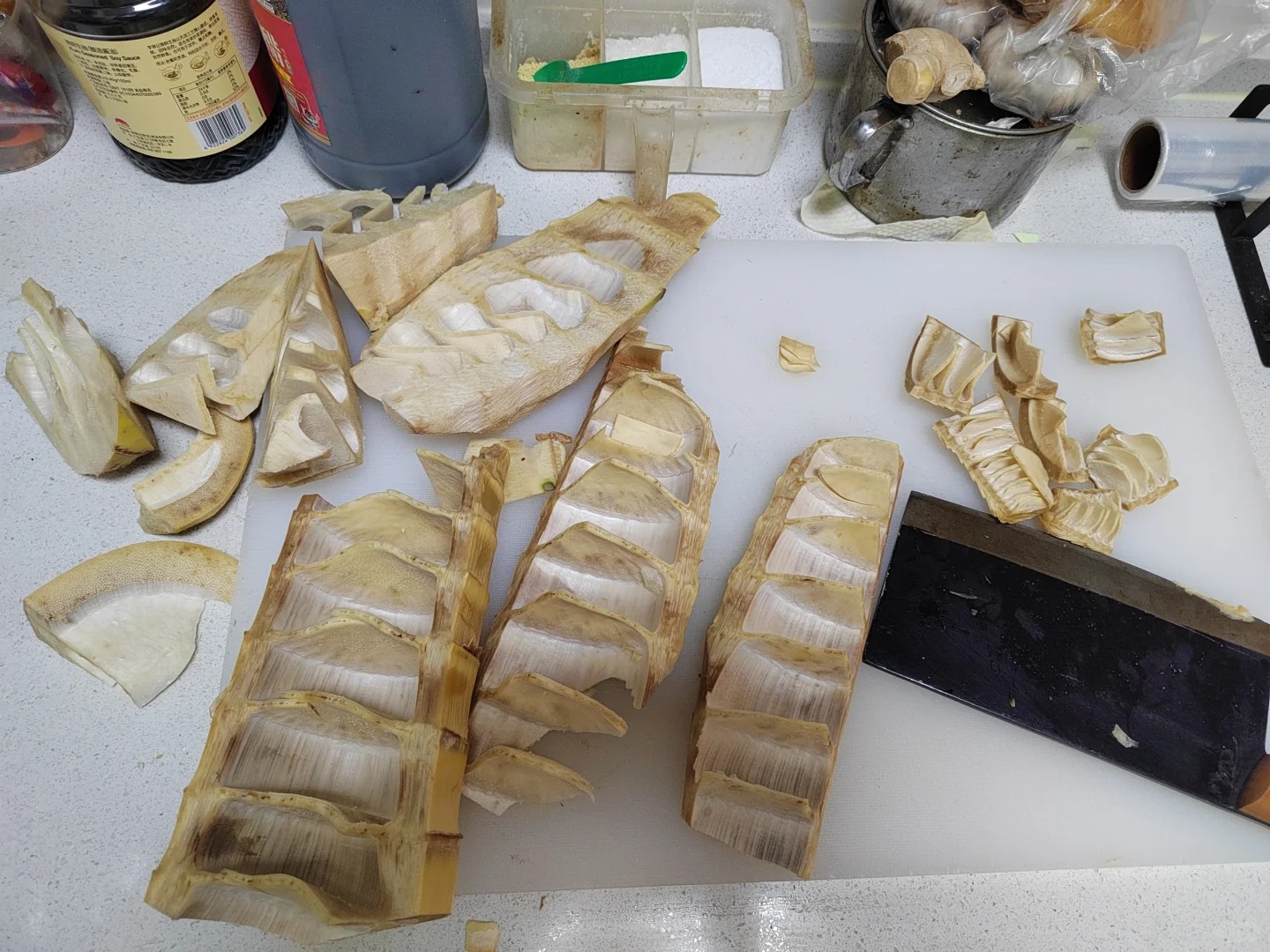 今天好奇，买了个笋，切开准备焯水，但是不清楚是不是老了，看着像是坏了，这是不是都