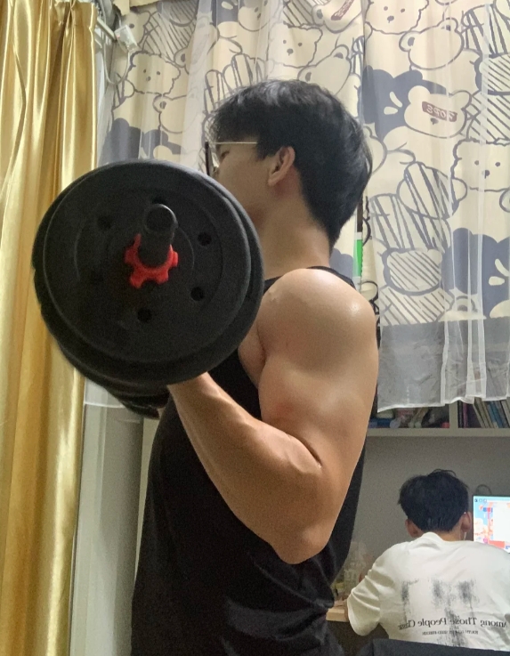 你最喜欢二头动作是什么？