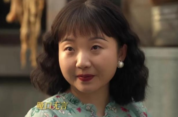 《六姊妹》最新预告真是让人看得直呼过瘾！何家丽竟被逼得只能栖身旅馆，何家文一眼就