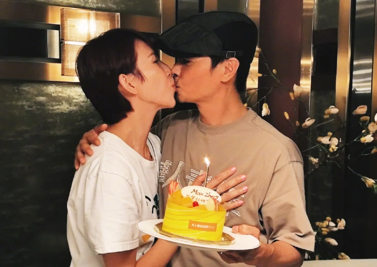 蔡少芬张晋，同时发文!

5月19日，蔡少芬和张晋这对平时很恩爱的夫妻，这一次让