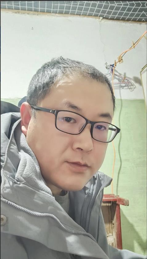 历经千辛万苦，历时5天，骑着125小踏板，从温暖如春的杭州，返回寒意料峭的河北张