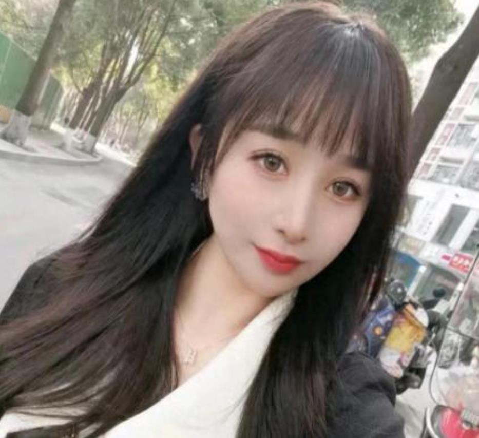 家暴妻子16次的贺某背景曝光，难怪他敢如此嚣张，原来竟是有“帮凶”，而当大家看到