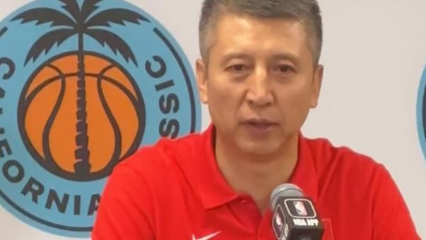 中国男篮51分惨败！ 美媒解说：没见过落后这么多保持“五上五下”的团队