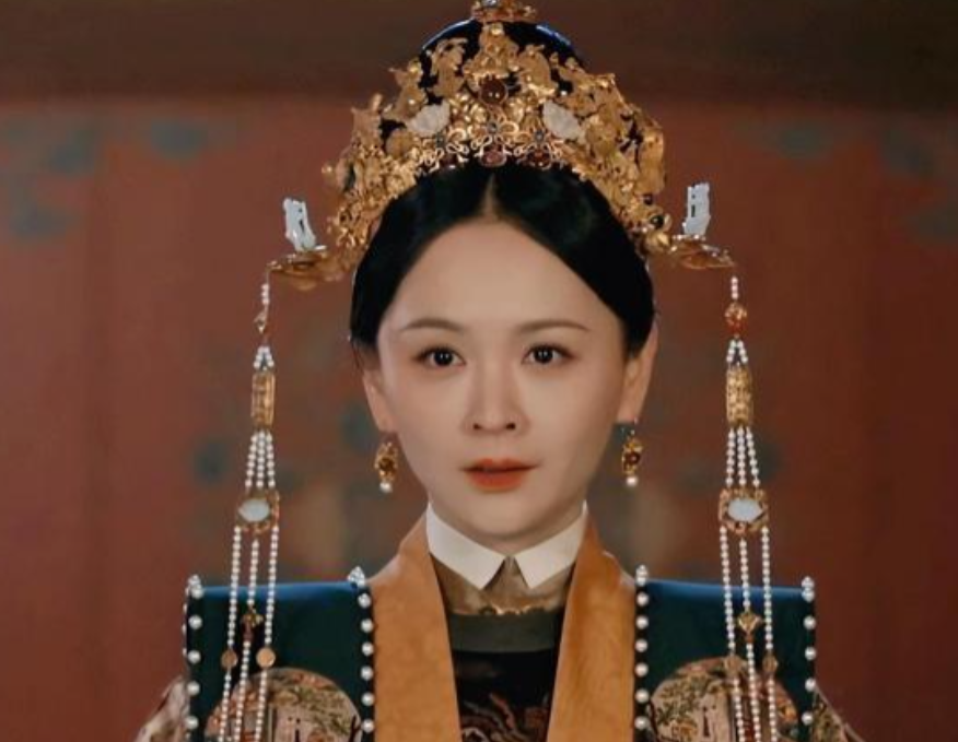 1425年，朱高炽弥留之际，对张皇后说道：我要5个后妃陪葬就好。张皇后悲痛之余，