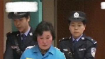 亲妈以爱之名，80分致9岁女儿饥饿6天，哭诉为她好