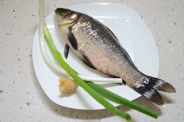豆瓣鲫鱼的简单做法