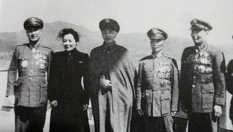 1947年7月，蒋介石派陈诚担任东北行辕主任，但陈诚的表现还不如熊式辉 、杜聿明