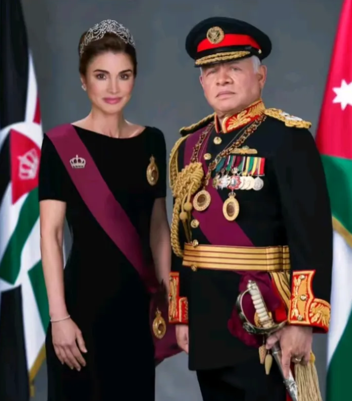 约旦不可能独善其身。阿卜杜拉二世警告说，局势正在恶化……
中东时间28日，以军大