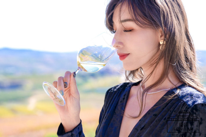烟台酒庄之旅｜拉菲在中国蓬莱的酒庄这么美？！